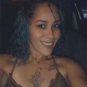 Meet your Posher, Irisbell